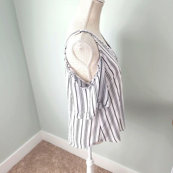 SIENNA SKY WOMEN'S STRIPED BLOUSE COLD SHOULDER V NECK AND BACK SIZE SMALL - Picture 6 of 7